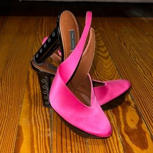 Marc Jacobs Slingback Dutch Pumps
